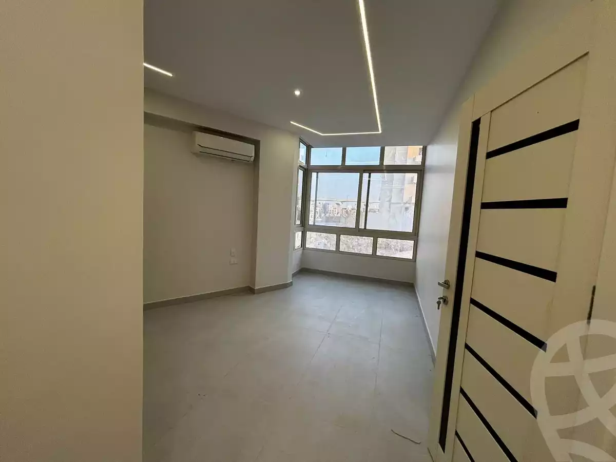 https://aqarmap.com.eg/en/listing/6484660-for-sale-cairo-el-sheikh-zayed-city-compounds-tiamo-city