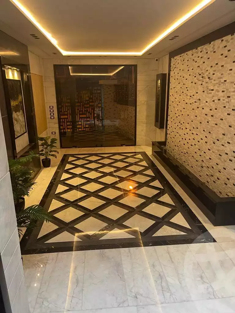 https://aqarmap.com.eg/en/listing/6484781-for-rent-cairo-el-sheikh-zayed-city-el-hay-elsabeaa-lbstn