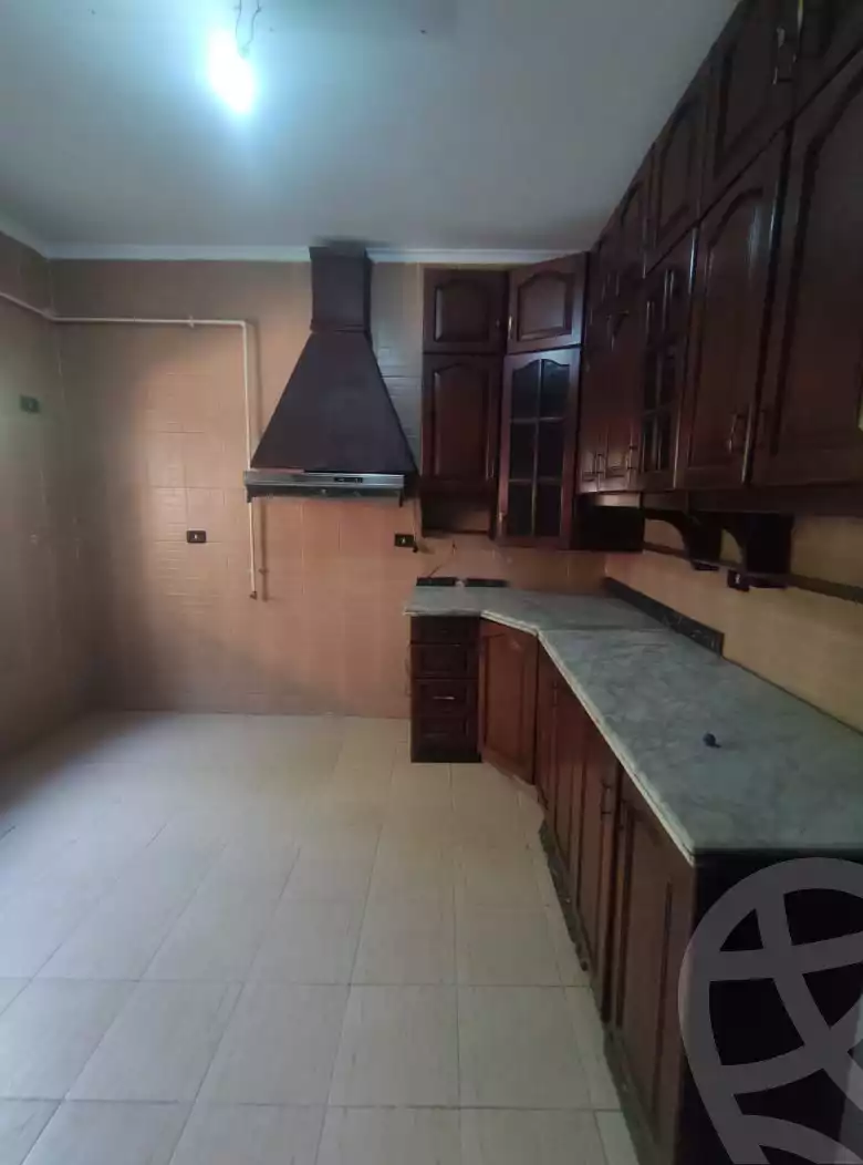 https://aqarmap.com.eg/ar/listing/6484920-for-rent-cairo-el-sheikh-zayed-city-compounds-hadayek-el-mohandiseen