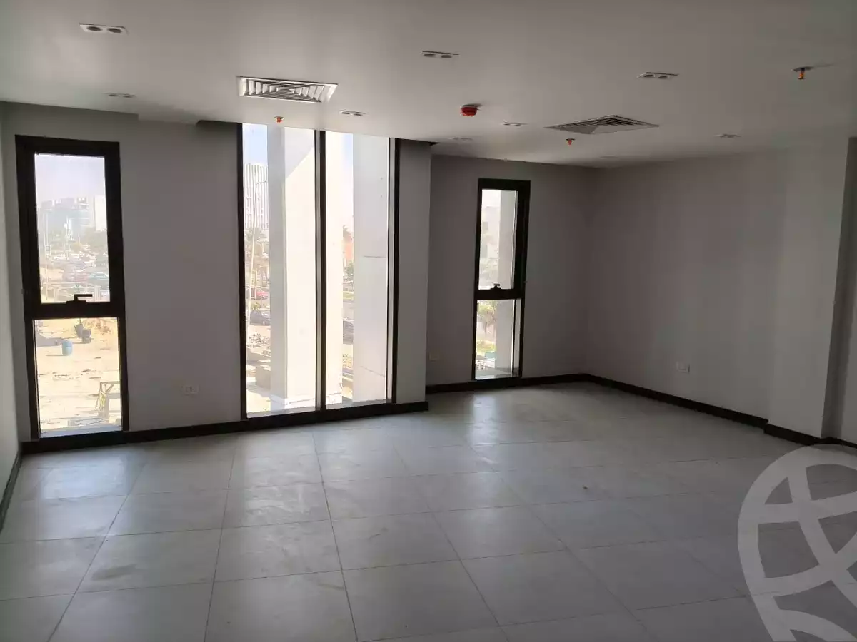 https://aqarmap.com.eg/ar/listing/6485276-for-rent-cairo-el-sheikh-zayed-city-compounds-central-avenue-mall-mabany-edris