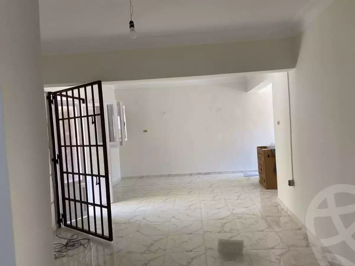 https://aqarmap.com.eg/en/listing/6486874-for-sale-alexandria-l-jmy-el-hanouvel-el-zahraa-city-st