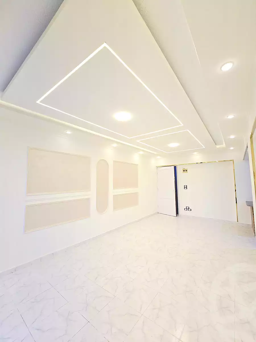 https://aqarmap.com.eg/ar/listing/6492478-for-sale-alexandria-l-jmy-el-kilo-21