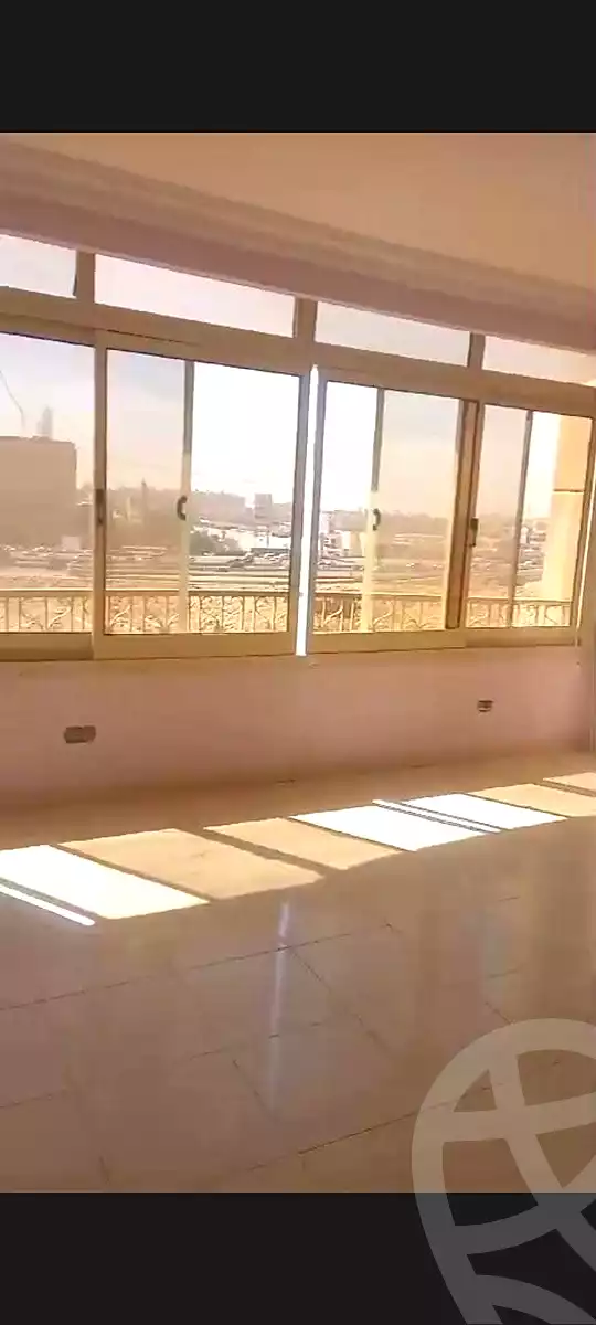 https://aqarmap.com.eg/en/listing/6494627-for-rent-cairo-mokattam-el-hadabah-el-wosta