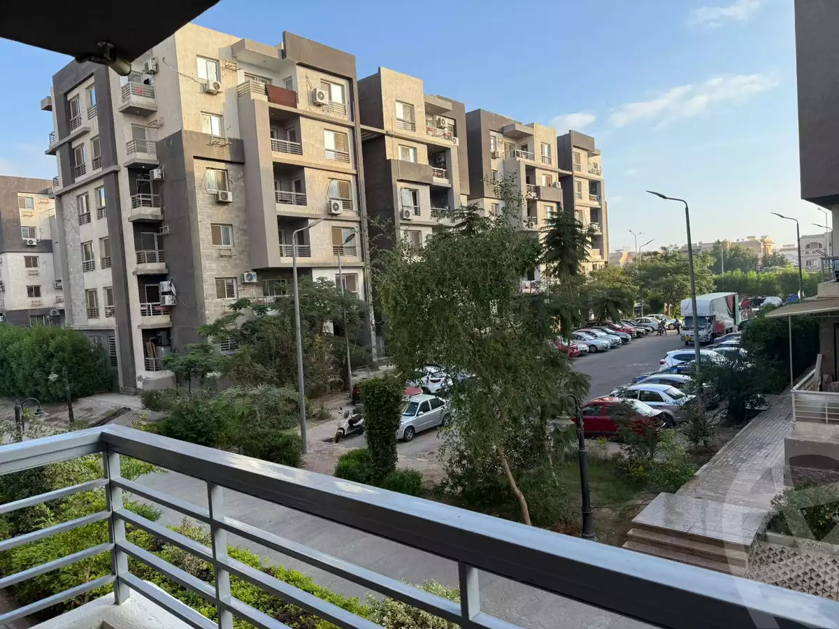 https://aqarmap.com.eg/en/listing/6495871-for-sale-cairo-el-sheikh-zayed-city-compounds-dr-msr