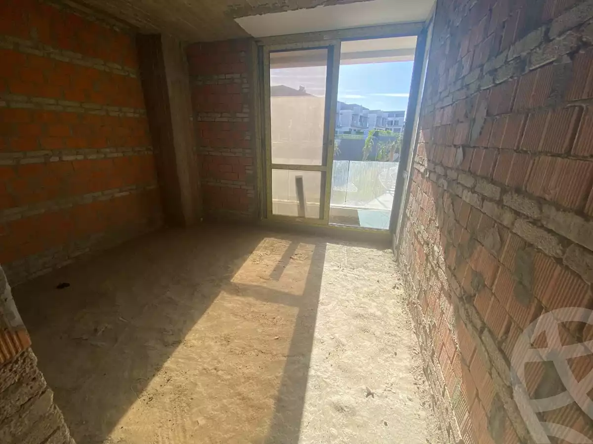 https://aqarmap.com.eg/ar/listing/6496247-for-sale-cairo-el-sheikh-zayed-city-compounds-el-patio-zahraa