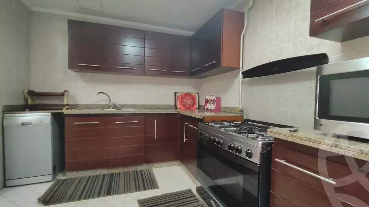 https://aqarmap.com.eg/ar/listing/6497582-for-sale-alexandria-sn-styfnw-san-stefano-grand-plaza