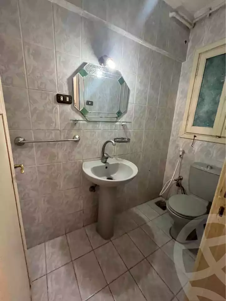 https://aqarmap.com.eg/en/listing/6501690-for-rent-alexandria-ganaklis