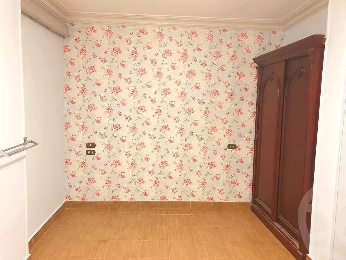 https://aqarmap.com.eg/en/listing/6503074-for-sale-cairo-6th-of-october-el-ahyaa-neighborhood-2nd-street-2