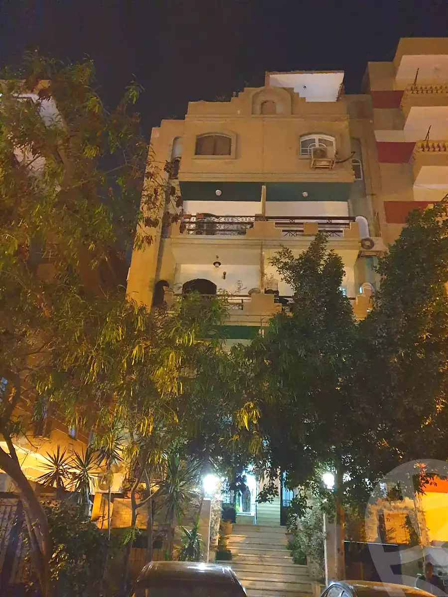 https://aqarmap.com.eg/en/listing/6503074-for-sale-cairo-6th-of-october-el-ahyaa-neighborhood-2nd-street-2