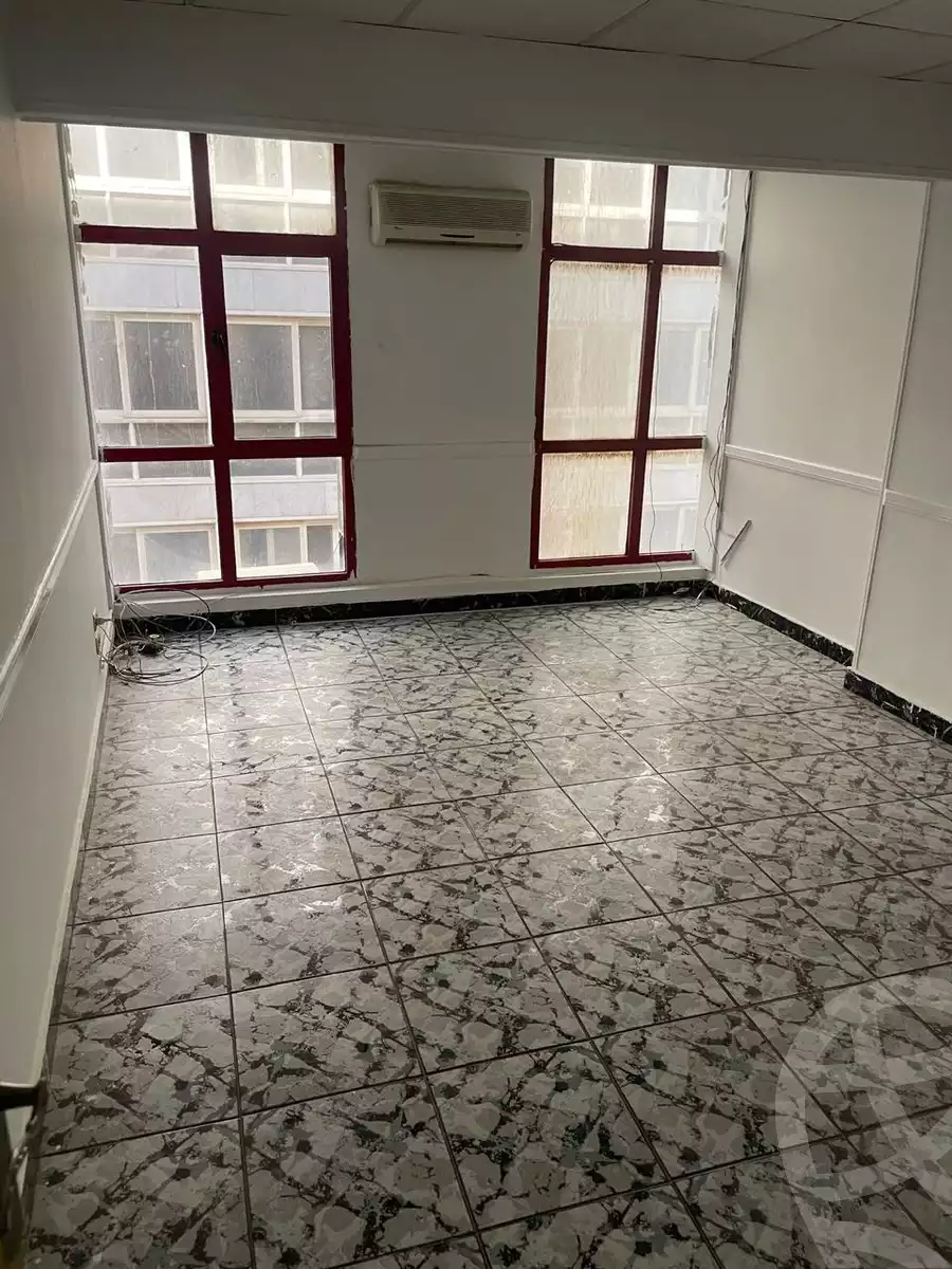 https://aqarmap.com.eg/ar/listing/6234399-for-rent-cairo-6th-of-october-lhsry