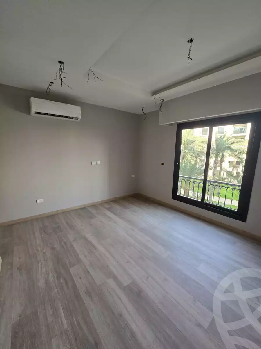 https://aqarmap.com.eg/en/listing/6503687-for-sale-cairo-el-sheikh-zayed-city-compounds-kmbwnd-fyldj-wyst-dr-llttwyr