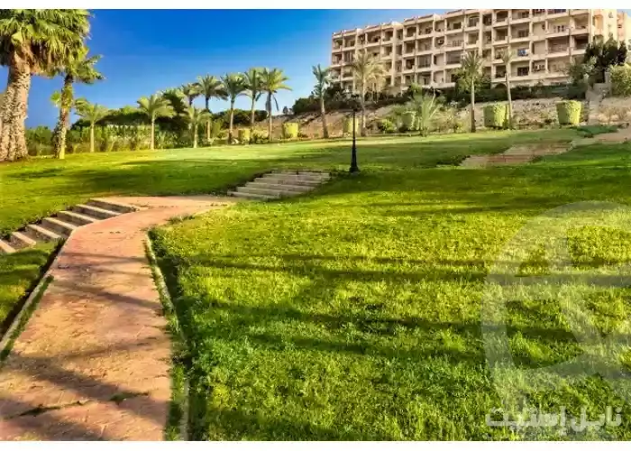 https://aqarmap.com.eg/en/listing/6506673-for-sale-cairo-el-sheikh-zayed-city-compounds-zayed-2000