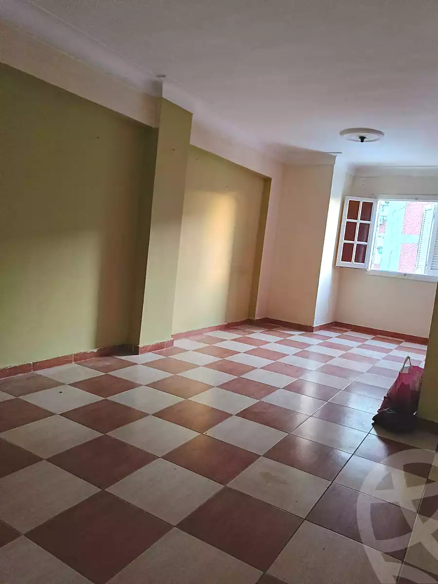 https://aqarmap.com.eg/ar/listing/6509131-for-rent-alexandria-miami-shr-jml-bd-lnsr