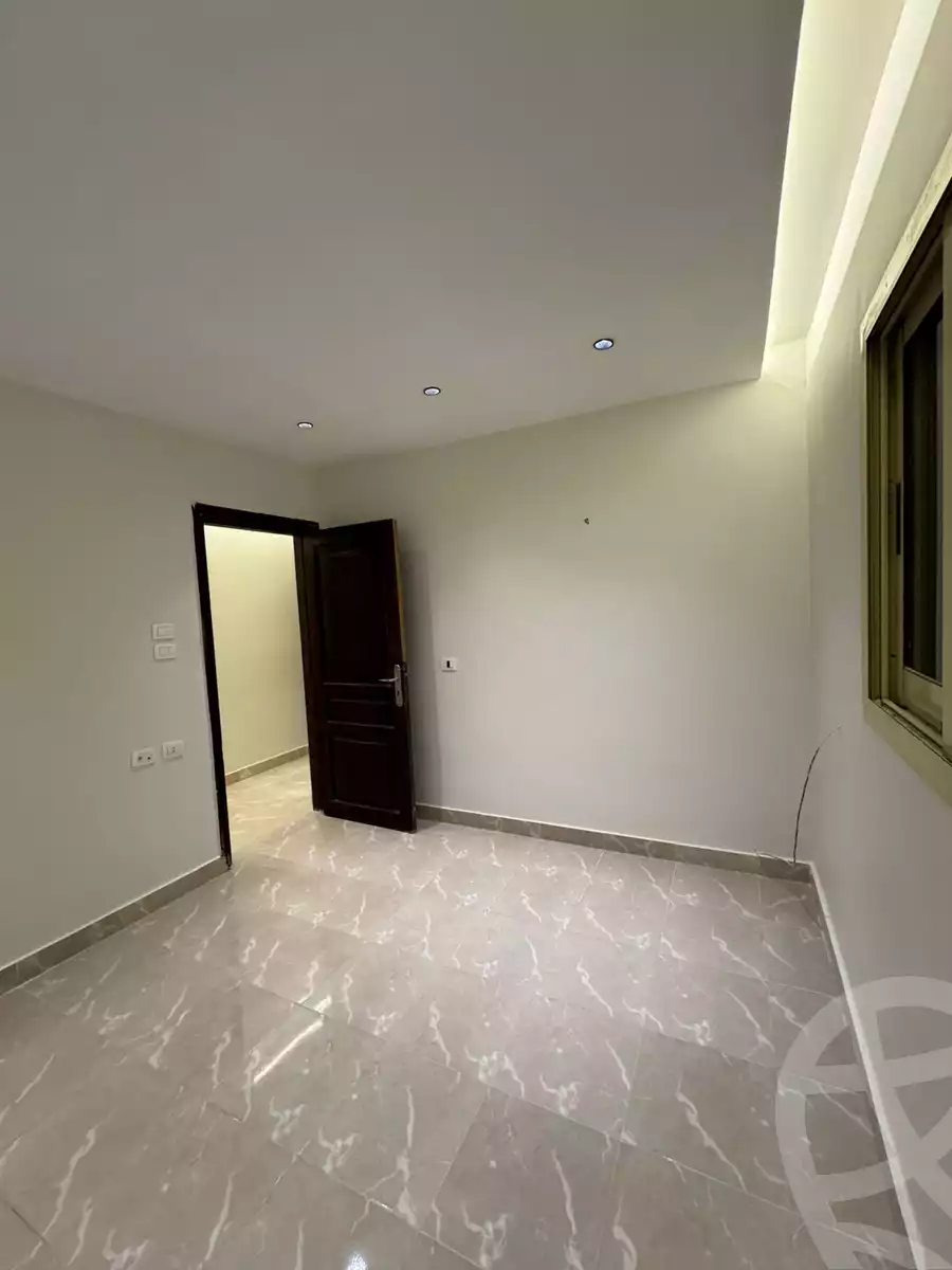 https://aqarmap.com.eg/en/listing/6510396-for-sale-cairo-6th-of-october-el-ahyaa-neighborhood-1st-sixth-neighborhood