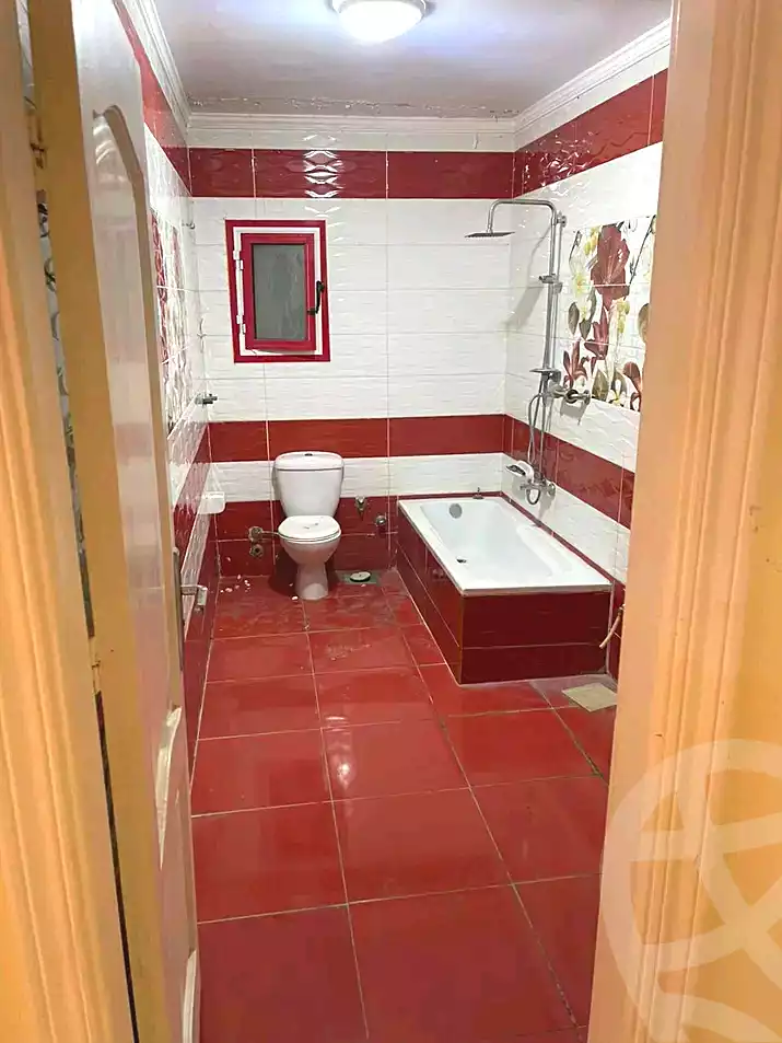 https://aqarmap.com.eg/en/listing/6511088-for-sale-alexandria-ganaklis