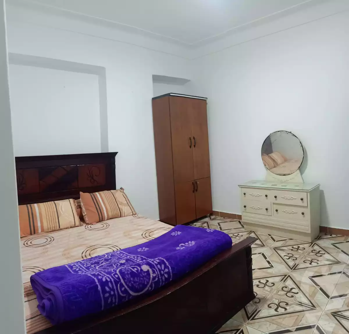https://aqarmap.com.eg/en/listing/6512544-for-rent-alexandria-bw-qyr