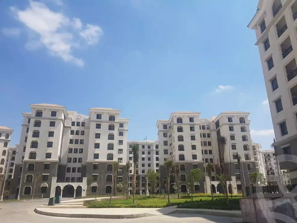https://aqarmap.com.eg/en/listing/6514190-for-sale-cairo-new-administrative-capital-r7-celia-mntq-l-mrt-1