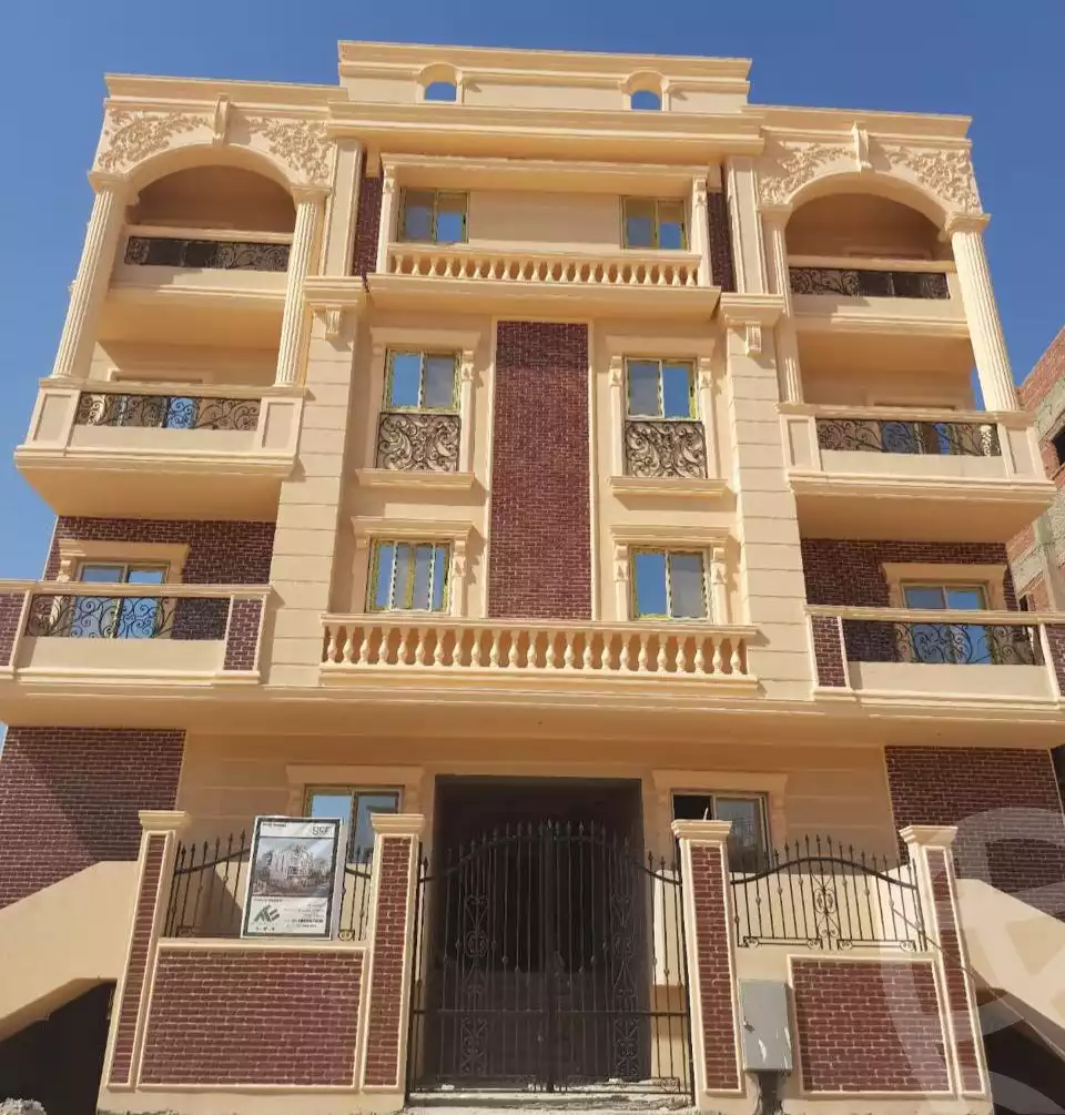 https://aqarmap.com.eg/ar/listing/6517525-for-sale-cairo-6th-of-october-el-ahyaa-neighborhood-9th
