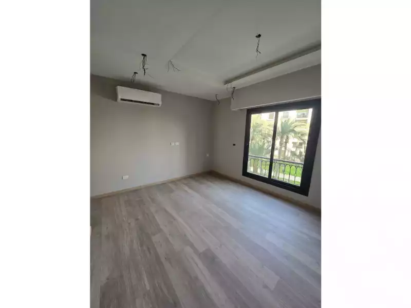 https://aqarmap.com.eg/en/listing/6517806-for-sale-cairo-el-sheikh-zayed-city-compounds-kmbwnd-fyldj-wyst-dr-llttwyr