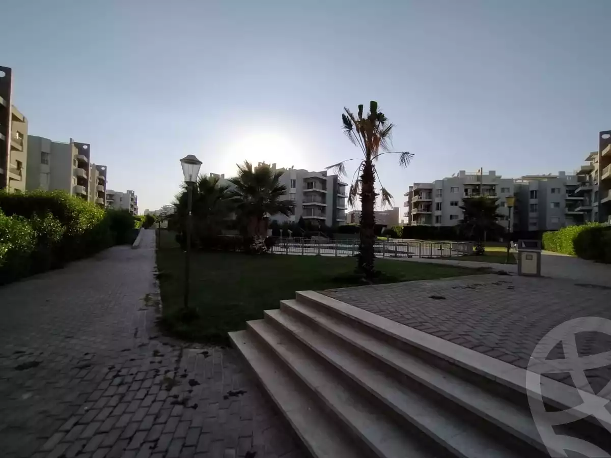 https://aqarmap.com.eg/en/listing/6519320-for-sale-cairo-el-sheikh-zayed-city-compounds-dh-drys
