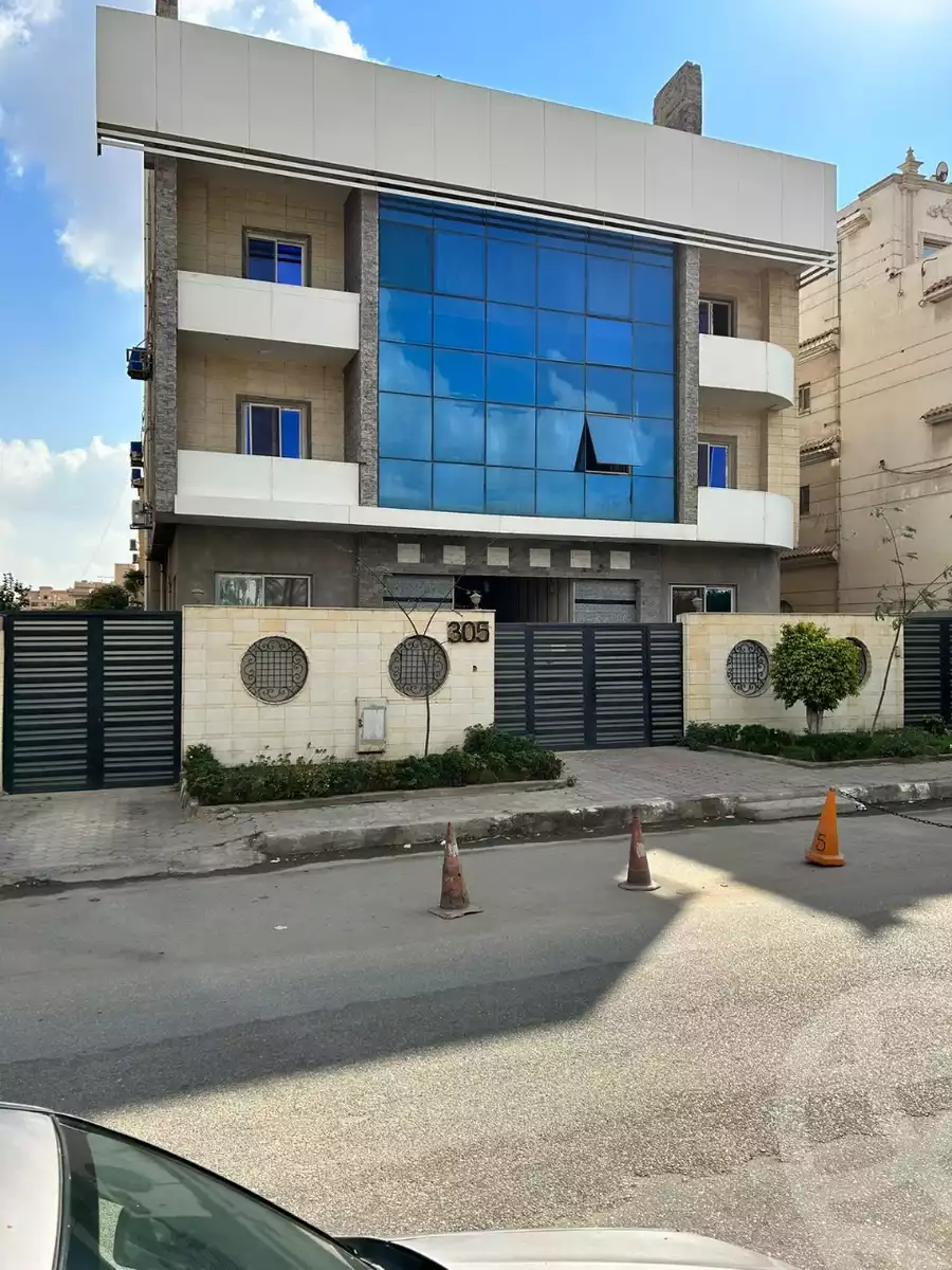 https://aqarmap.com.eg/en/listing/6521467-for-rent-cairo-new-cairo-el-narges-el-narges-2-pilot-halawany-st