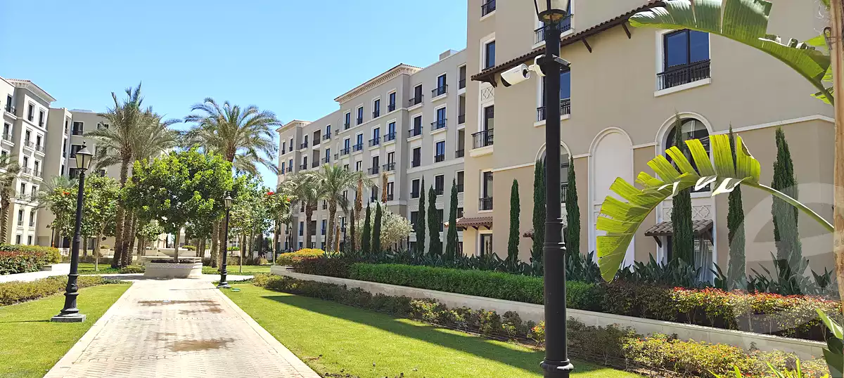 https://aqarmap.com.eg/en/listing/6521903-for-sale-cairo-el-sheikh-zayed-city-compounds-kmbwnd-fyldj-wyst-dr-llttwyr