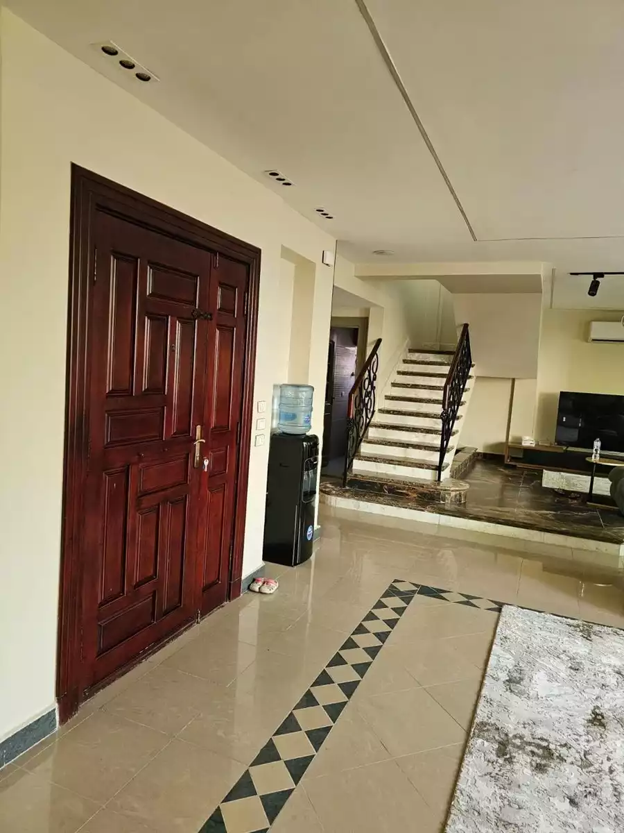 https://aqarmap.com.eg/ar/listing/6523993-for-sale-cairo-new-cairo-jml-bd-lnsr
