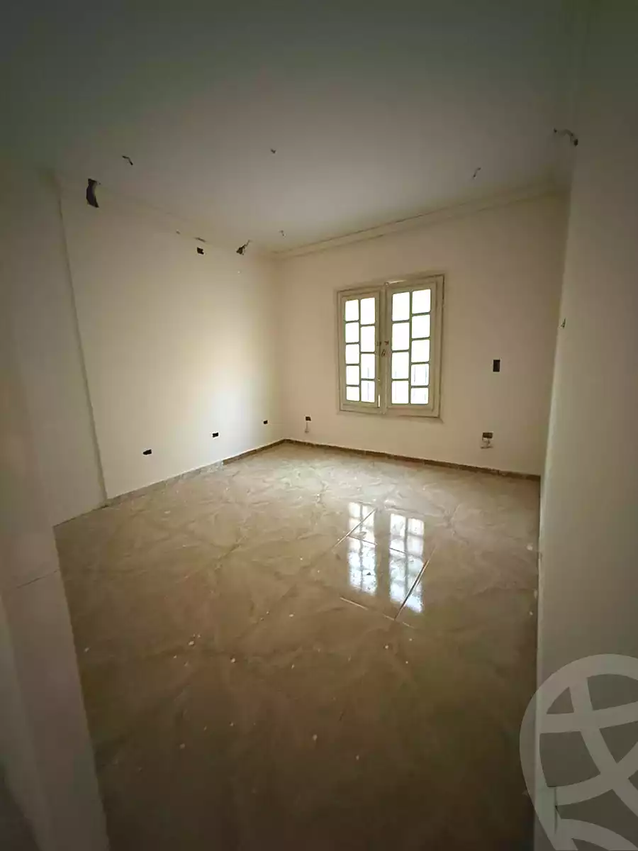 https://aqarmap.com.eg/ar/listing/6525686-for-sale-cairo-6th-of-october-el-ahyaa-neighborhood-3rd-al-hay-al-thalith-st
