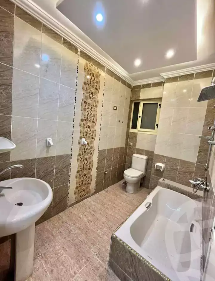 https://aqarmap.com.eg/ar/listing/6526373-for-sale-alexandria-l-jmy-lbytsh-mohamed-el-fardi-st