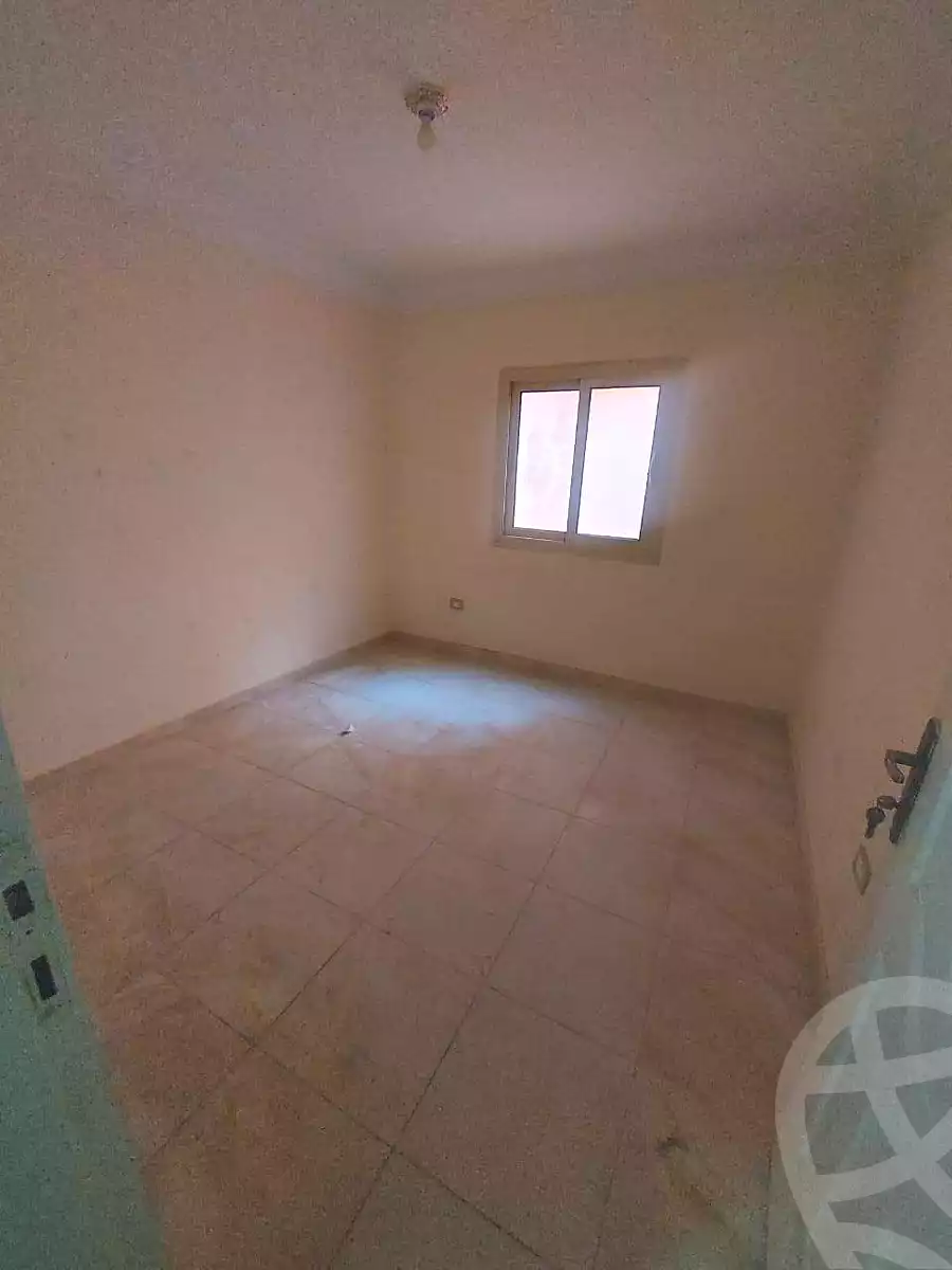 https://aqarmap.com.eg/ar/listing/6527522-for-sale-cairo-helwan-mnshy-yn-hlwn-mansour-st