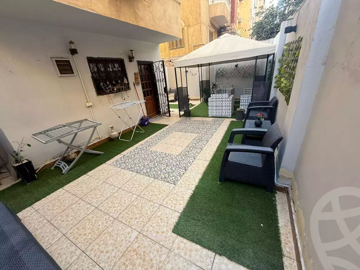 https://aqarmap.com.eg/ar/listing/6530272-for-sale-cairo-6th-of-october-el-ahyaa-neighborhood-1st-eighth-neighborhood
