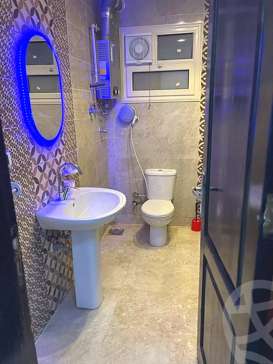 https://aqarmap.com.eg/ar/listing/6532732-for-rent-cairo-6th-of-october-compounds-jn-ktwbr