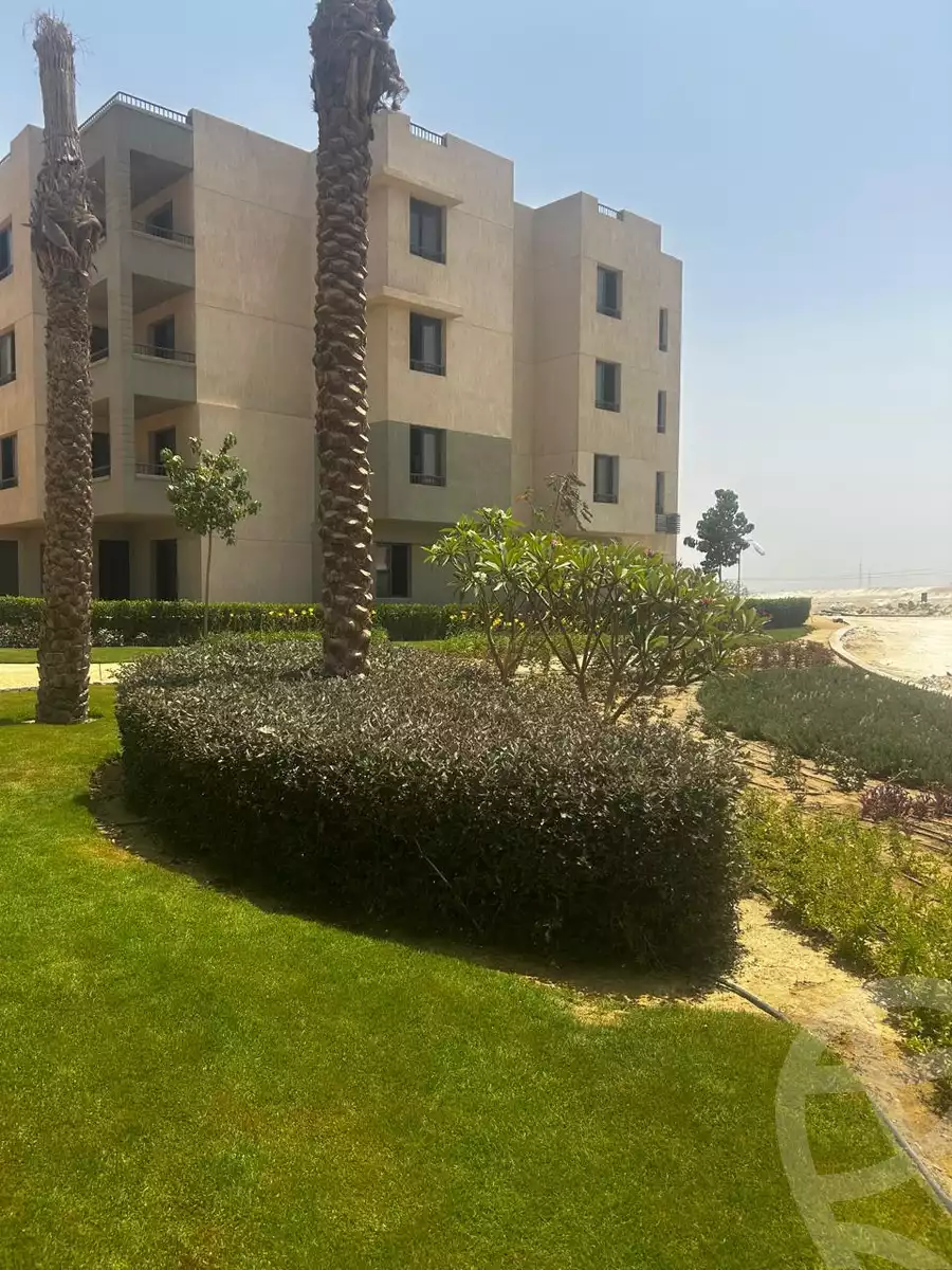 https://aqarmap.com.eg/en/listing/6480239-for-sale-cairo-el-sheikh-zayed-city-compounds-zyd-wr-llttwyr-park-side-residences