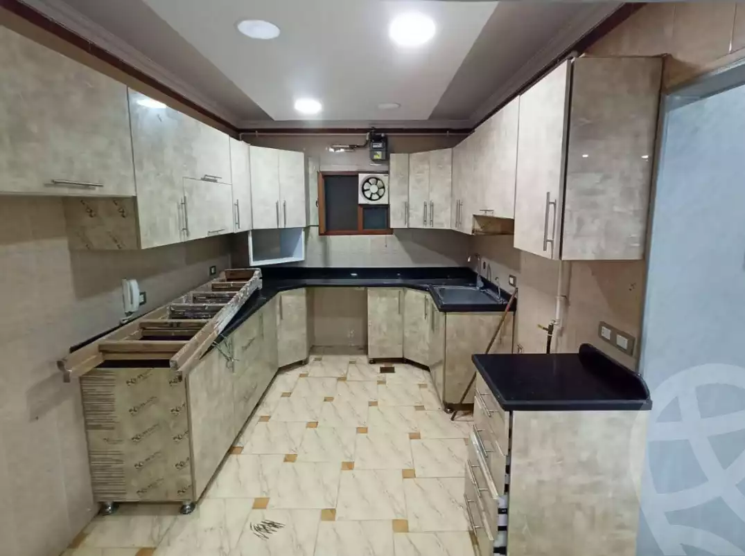 https://aqarmap.com.eg/ar/listing/6536812-for-rent-cairo-helwan-helwan-el-sharkeya-el-maraghi-st