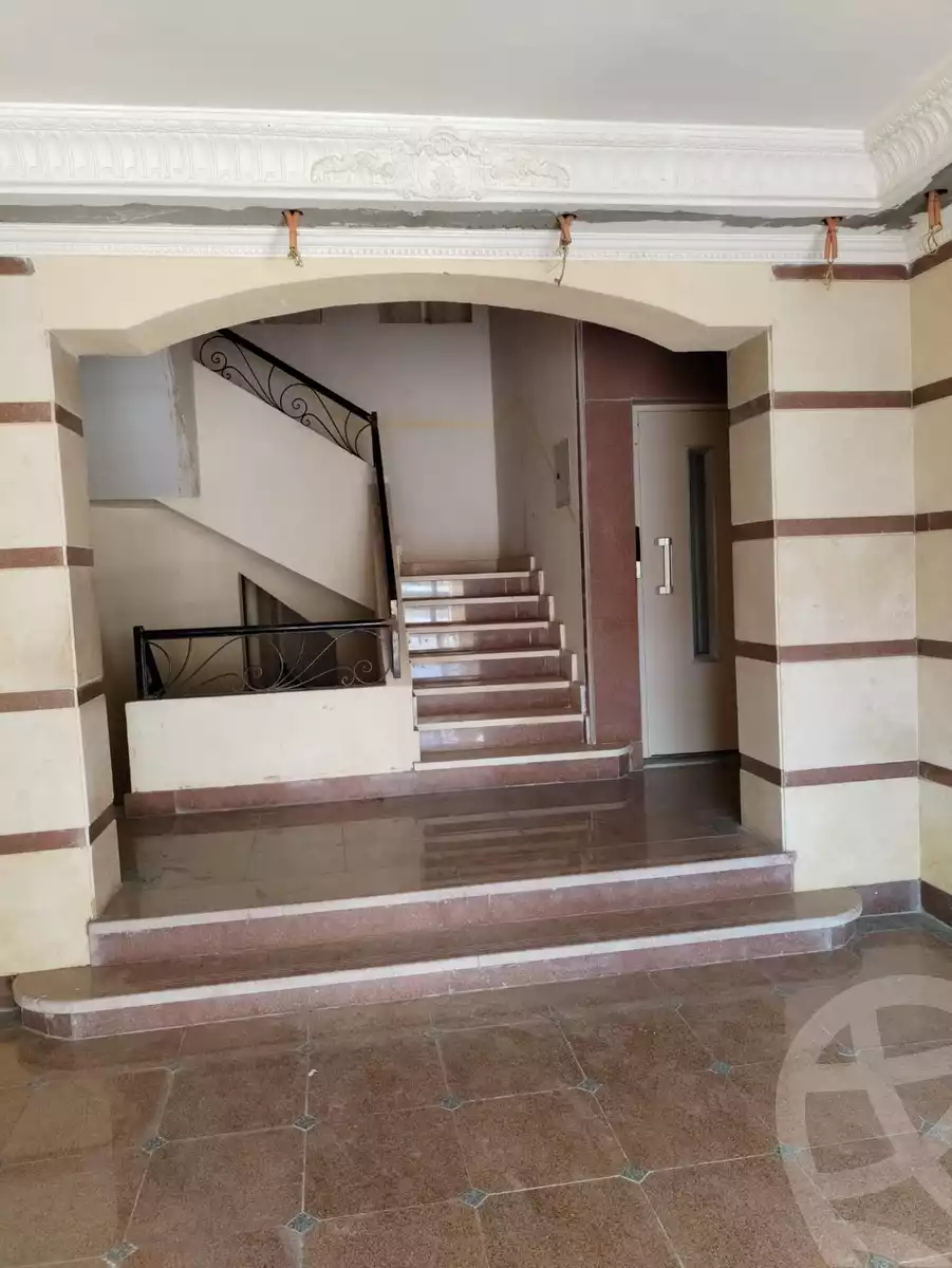 https://aqarmap.com.eg/en/listing/6537493-for-sale-cairo-el-shorouk-compounds-joudya-mall
