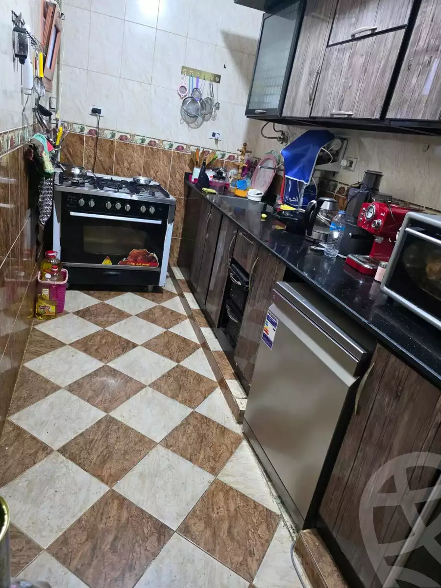 https://aqarmap.com.eg/ar/listing/6538342-for-sale-alexandria-l-jmy-lbytsh-ain-shams-st