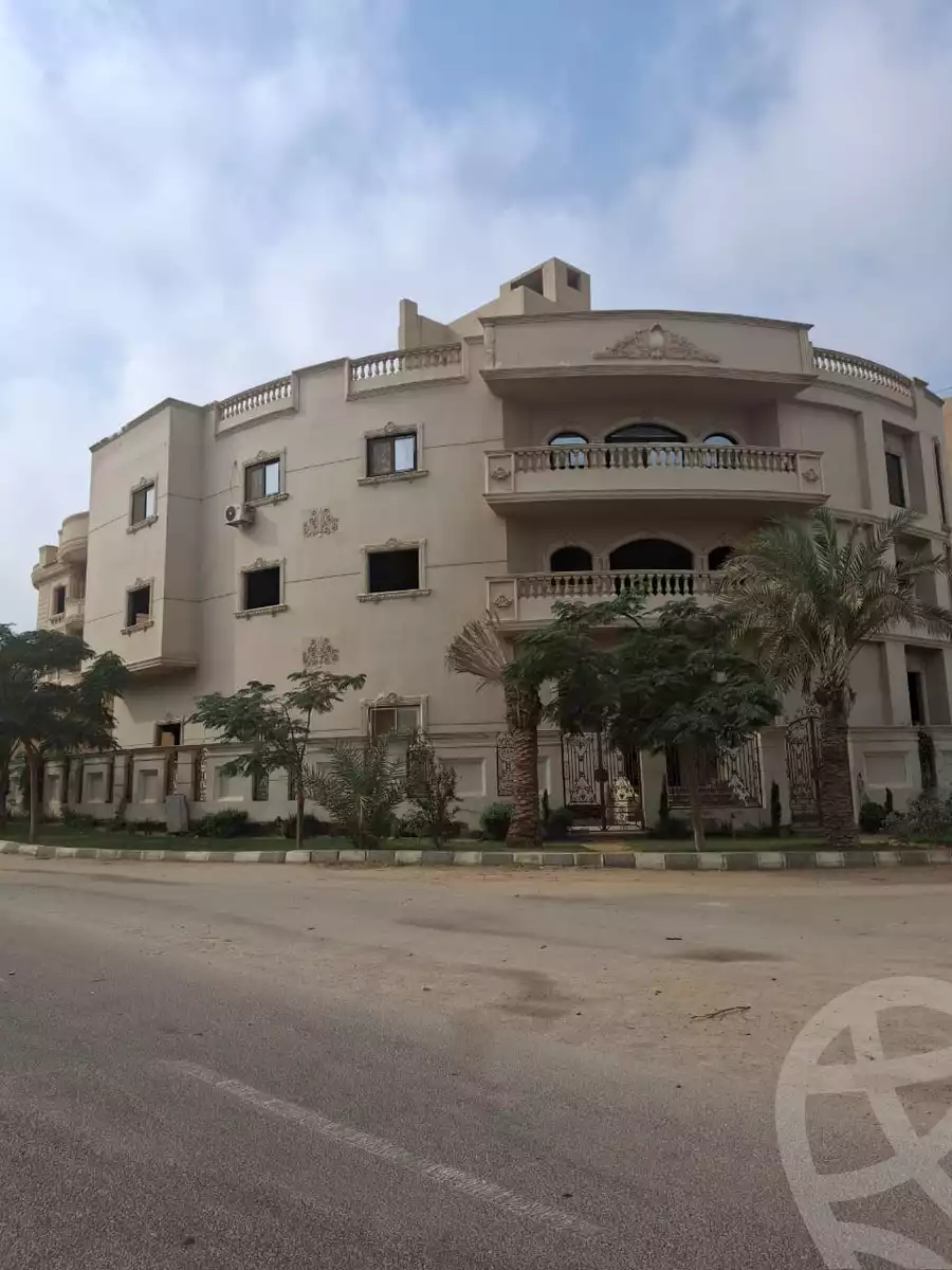https://aqarmap.com.eg/ar/listing/6539446-for-sale-cairo-new-cairo-el-banafsg-el-banafsag-7-ibrahim-hamroush-st