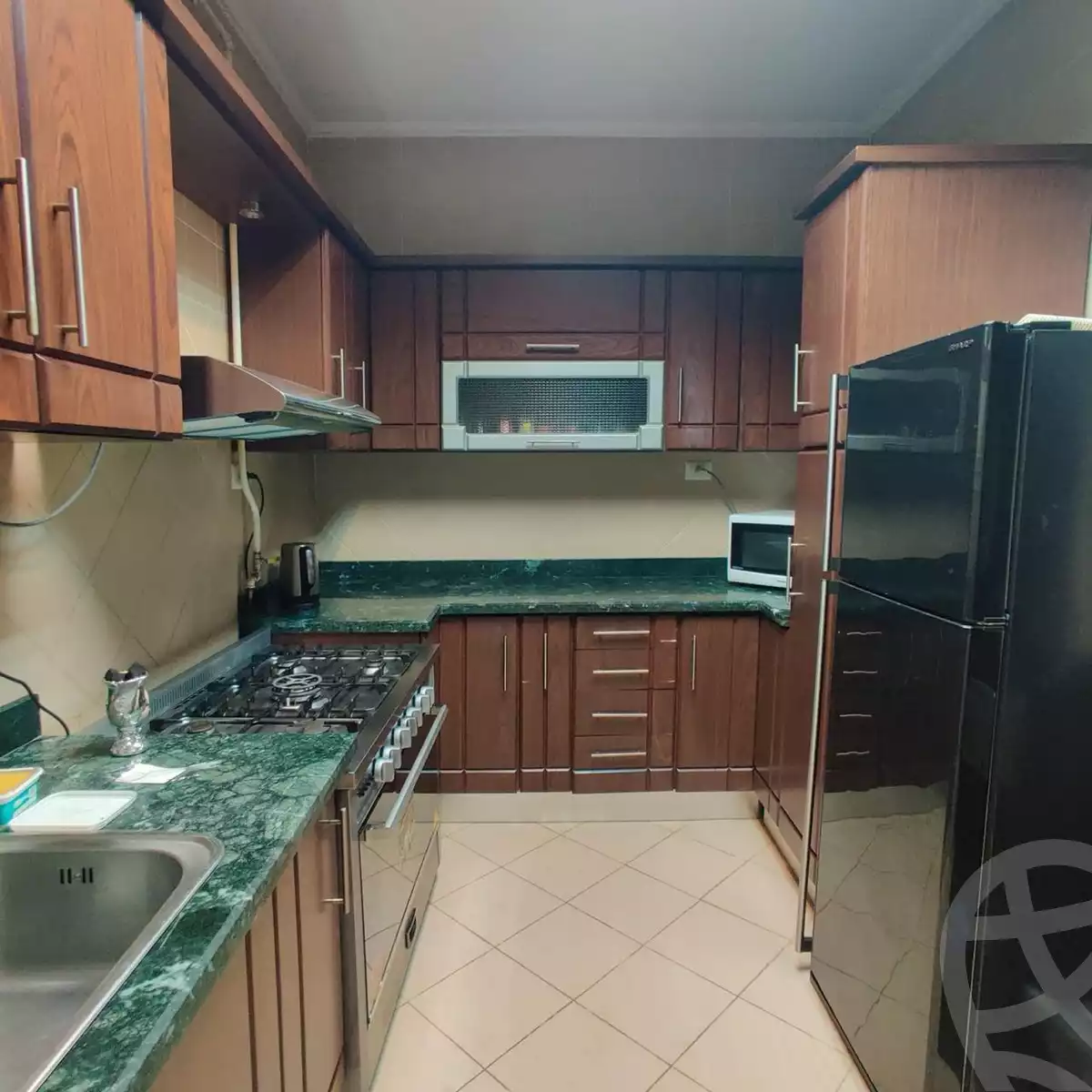 https://aqarmap.com.eg/en/listing/6540592-for-rent-cairo-el-sheikh-zayed-city-compounds-dh-drys