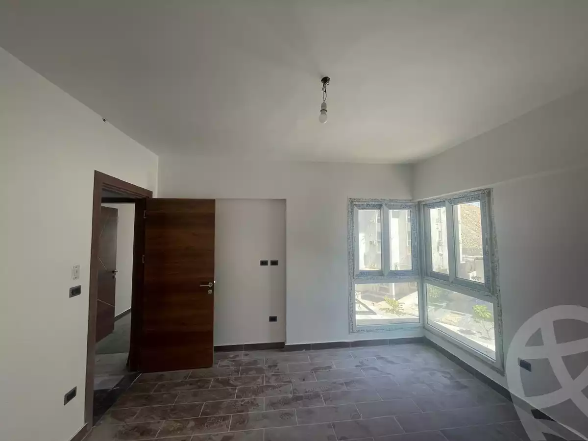https://aqarmap.com.eg/ar/listing/6540705-for-rent-cairo-new-cairo-compounds-mwntn-fyw-y-syty-club-park-mountain-view-icity