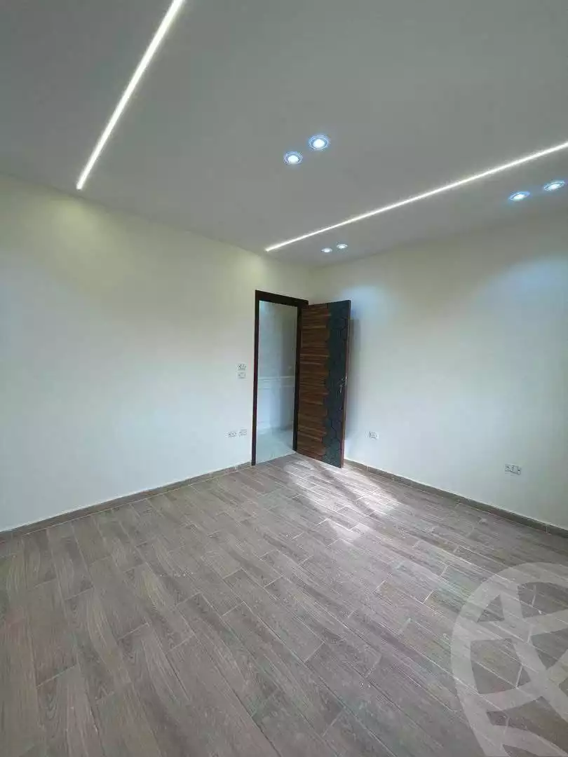 https://aqarmap.com.eg/en/listing/6543937-for-sale-cairo-6th-of-october-el-ahyaa-neighborhood-4th-neighborhood-3