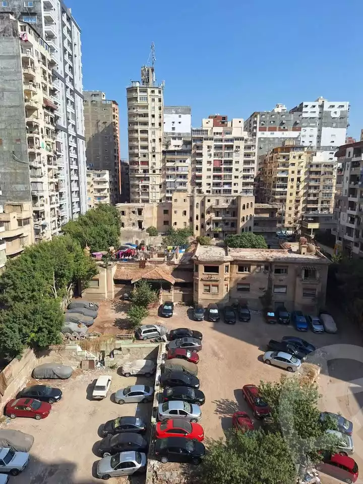 https://aqarmap.com.eg/en/listing/6544503-for-sale-alexandria-sydy-bshr-sydy-bshr-bhry-street-16