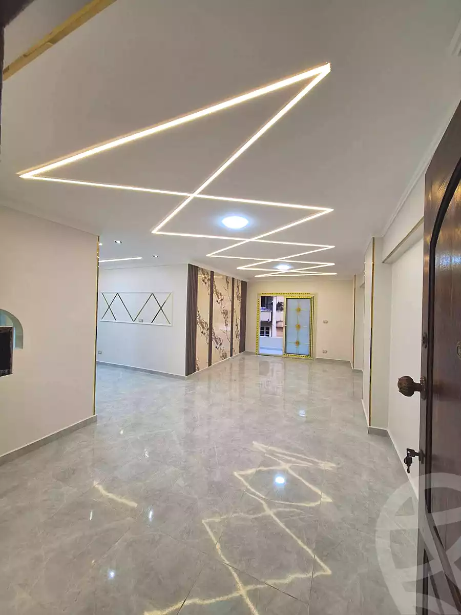 https://aqarmap.com.eg/ar/listing/6545892-for-sale-alexandria-sydy-bshr-sydy-bshr-bhry-shr-mhmwd-l-yswy