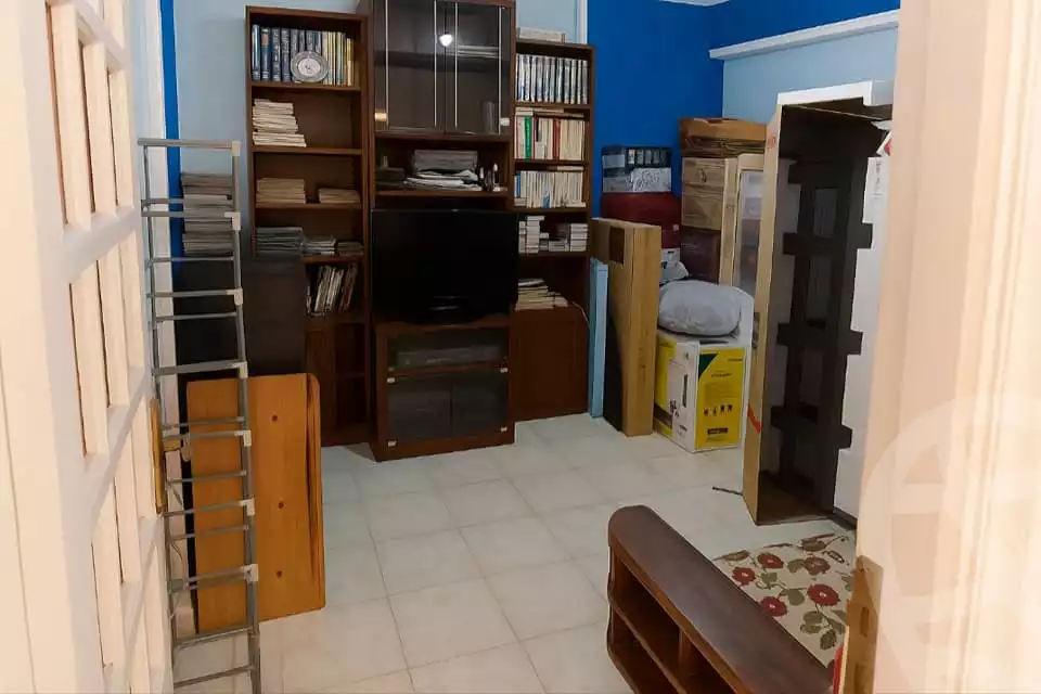 https://aqarmap.com.eg/en/listing/6548345-for-sale-alexandria-moharram-bey-el-rasafa-st