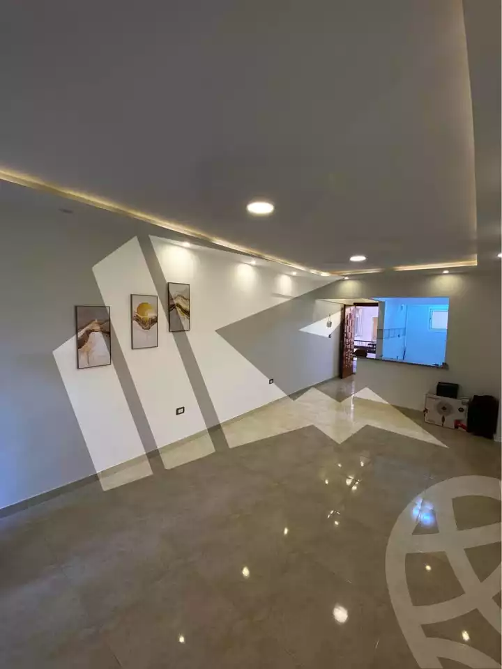 https://aqarmap.com.eg/ar/listing/6548452-for-sale-alexandria-l-jmy-lbytsh-bianchiii-el-arbaeen-st