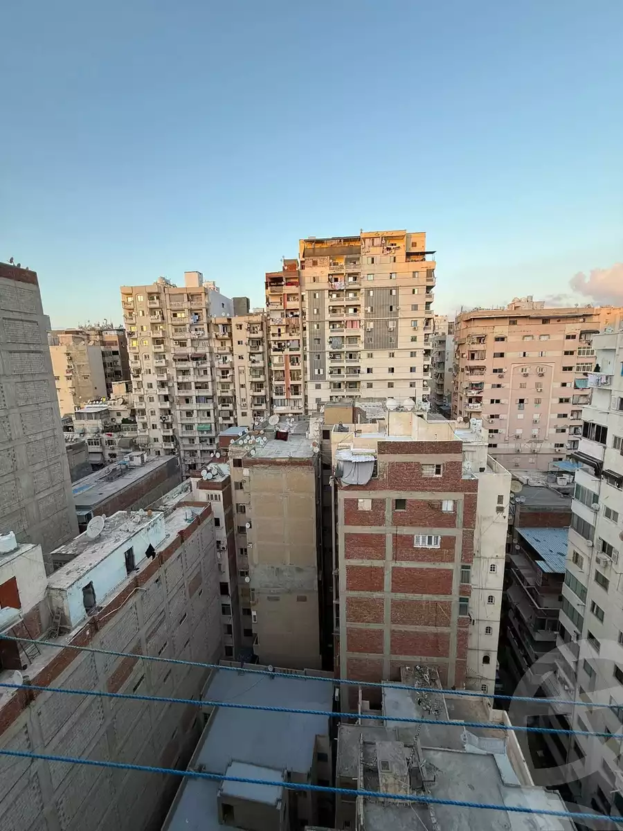 https://aqarmap.com.eg/ar/listing/6549799-for-sale-alexandria-el-asafra-l-sfr-bhry