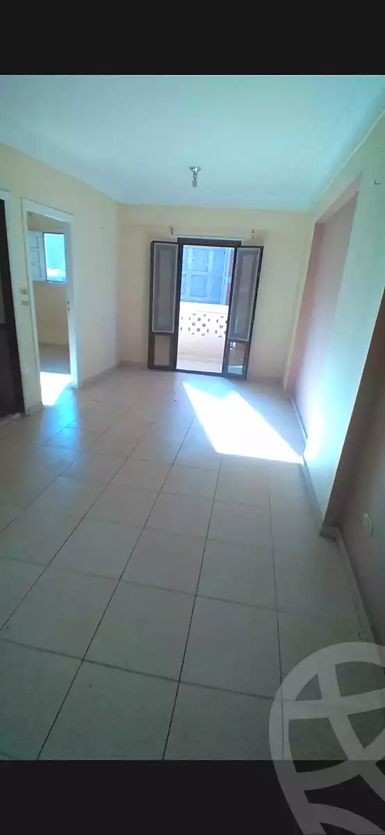 https://aqarmap.com.eg/ar/listing/6550381-for-sale-alexandria-sydy-bshr-sydy-bshr-bhry-shr-mhmwd-l-yswy