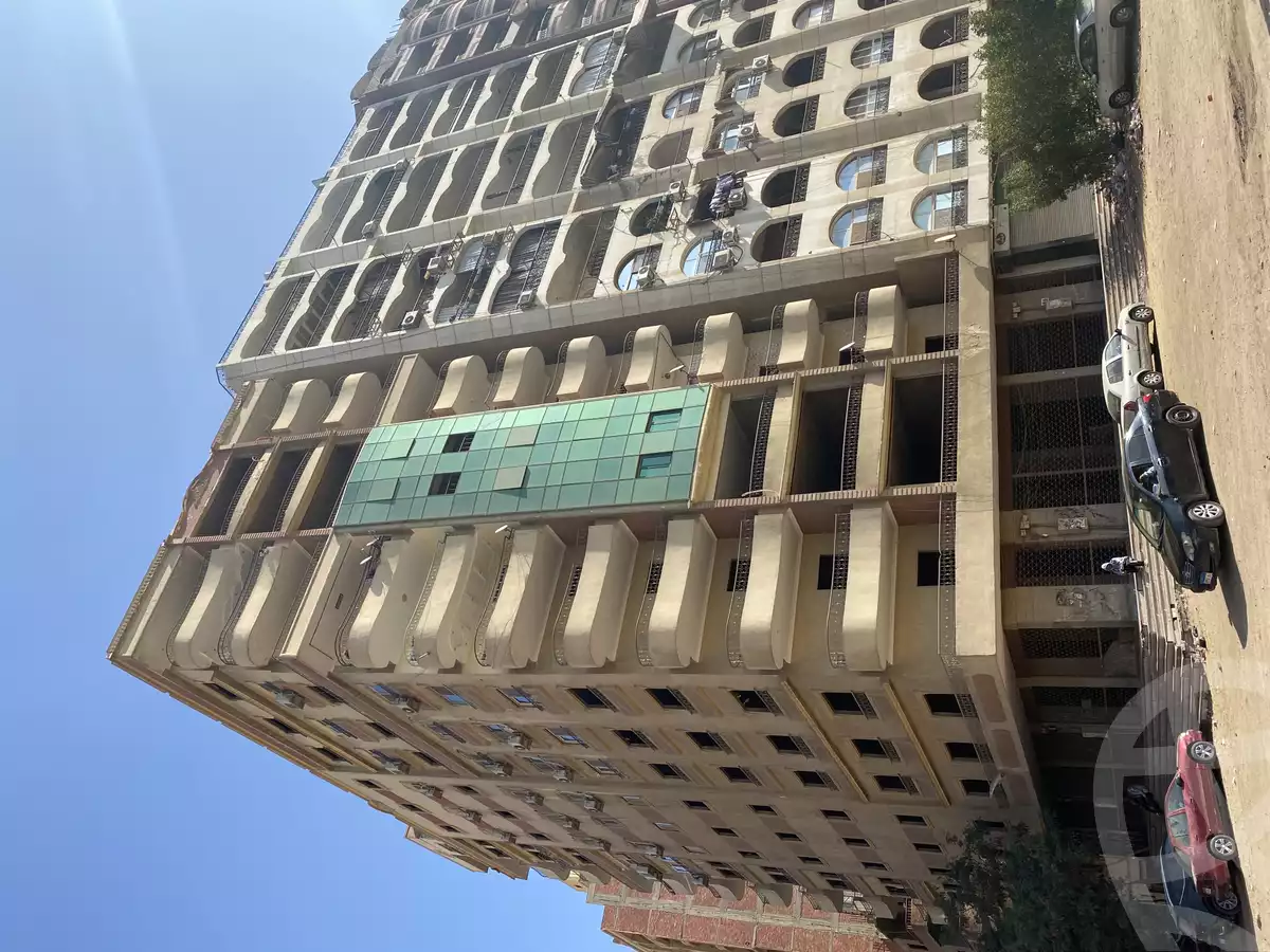 https://aqarmap.com.eg/en/listing/6550810-for-rent-cairo-helwan-hadayek-helwan-nile-corniche-st