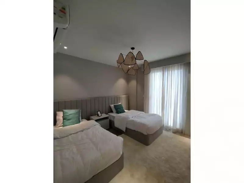 https://aqarmap.com.eg/ar/listing/6551611-for-rent-cairo-el-sheikh-zayed-city-compounds-kmbwnd-fyldj-wyst-dr-llttwyr