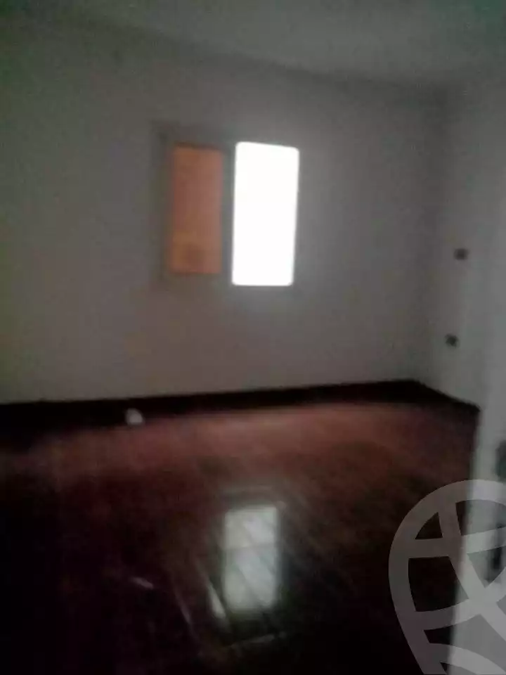 https://aqarmap.com.eg/ar/listing/6551852-for-sale-alexandria-l-jmy-lbytsh-el-zohour-st