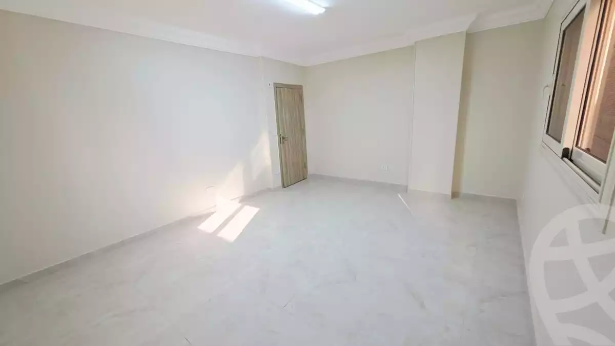 https://aqarmap.com.eg/ar/listing/6552656-for-rent-cairo-el-maadi-zahraa-el-maadi-el-merag-el-elwy